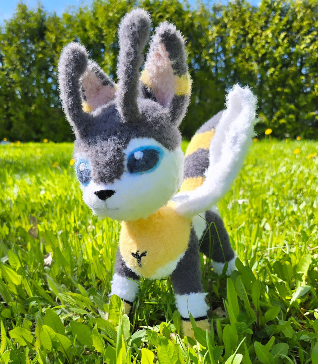 Beexi, the Guardian of the Fringes Crochet Pattern – Fantasy Fox Bee Amigurumi PDF