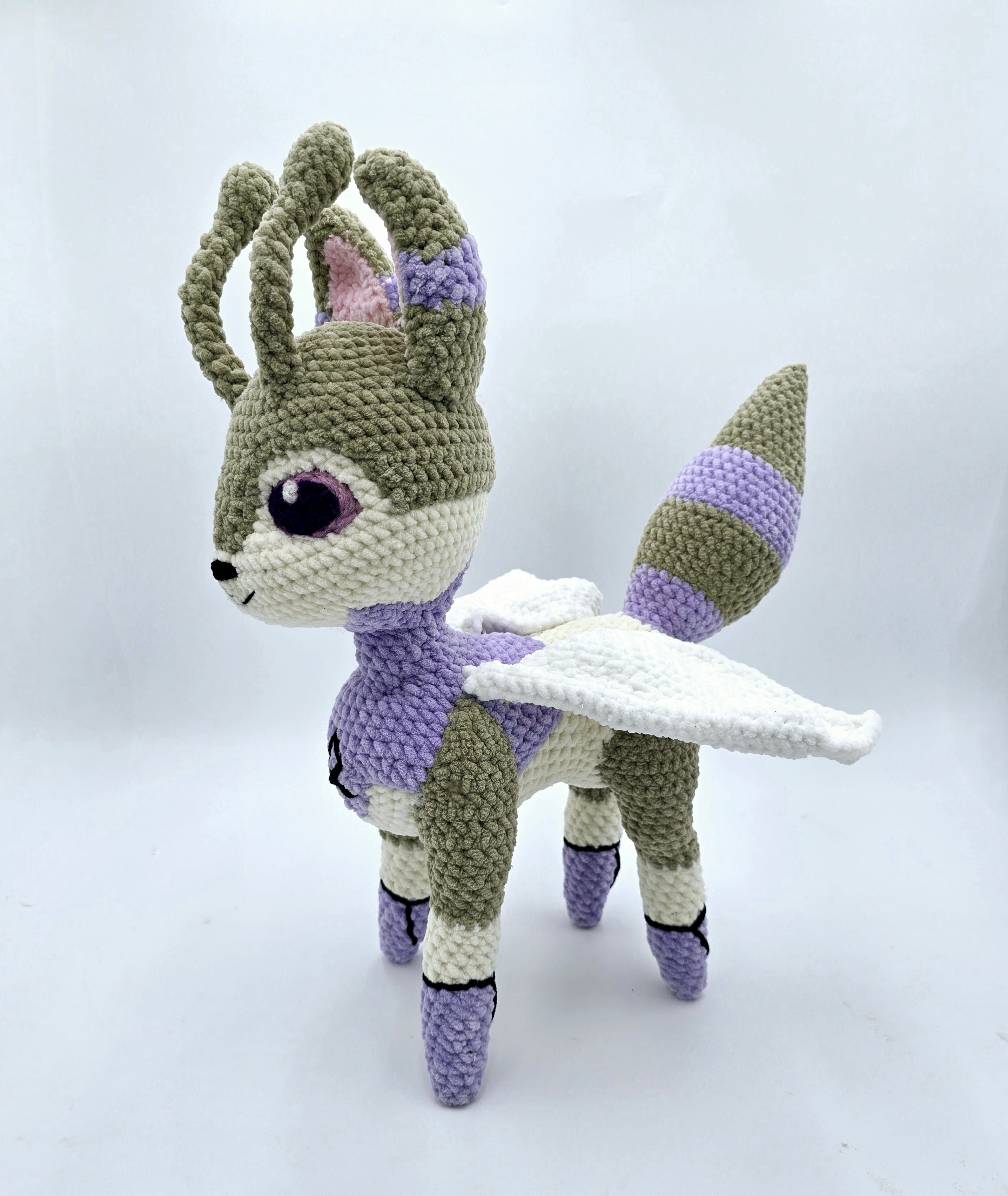 Beexi – Handmade Fantasy Plush