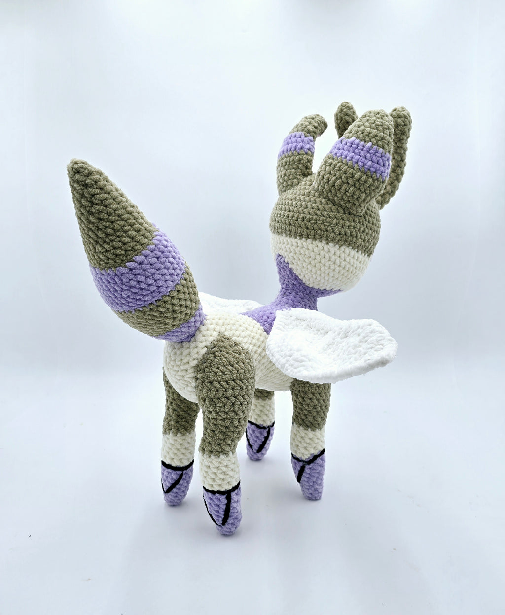 Beexi – Handmade Fantasy Plush